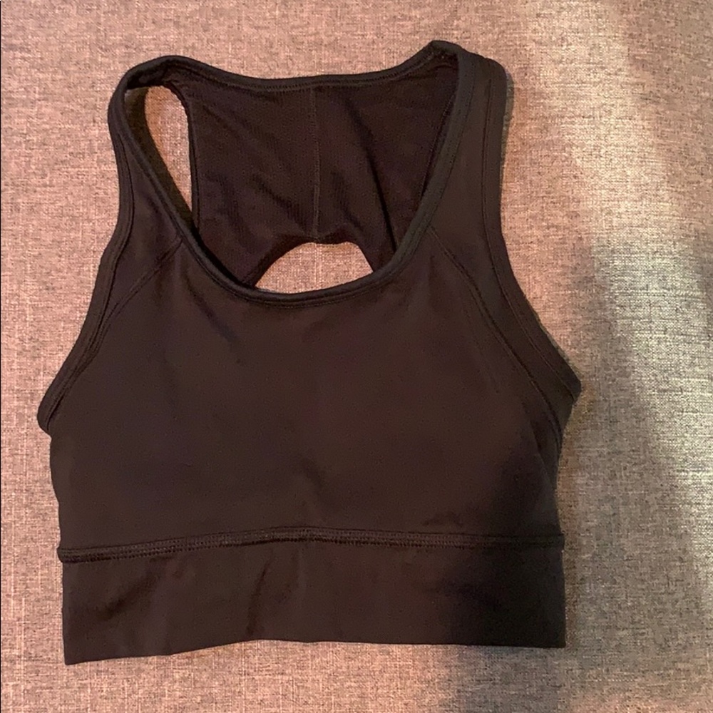 Sports bra